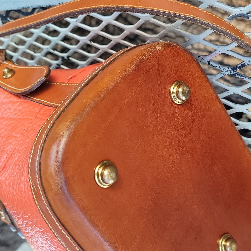 Vintage Dooney & Bourke AWL Coral Orange Norfolk Satchel - Picture 15 of 16